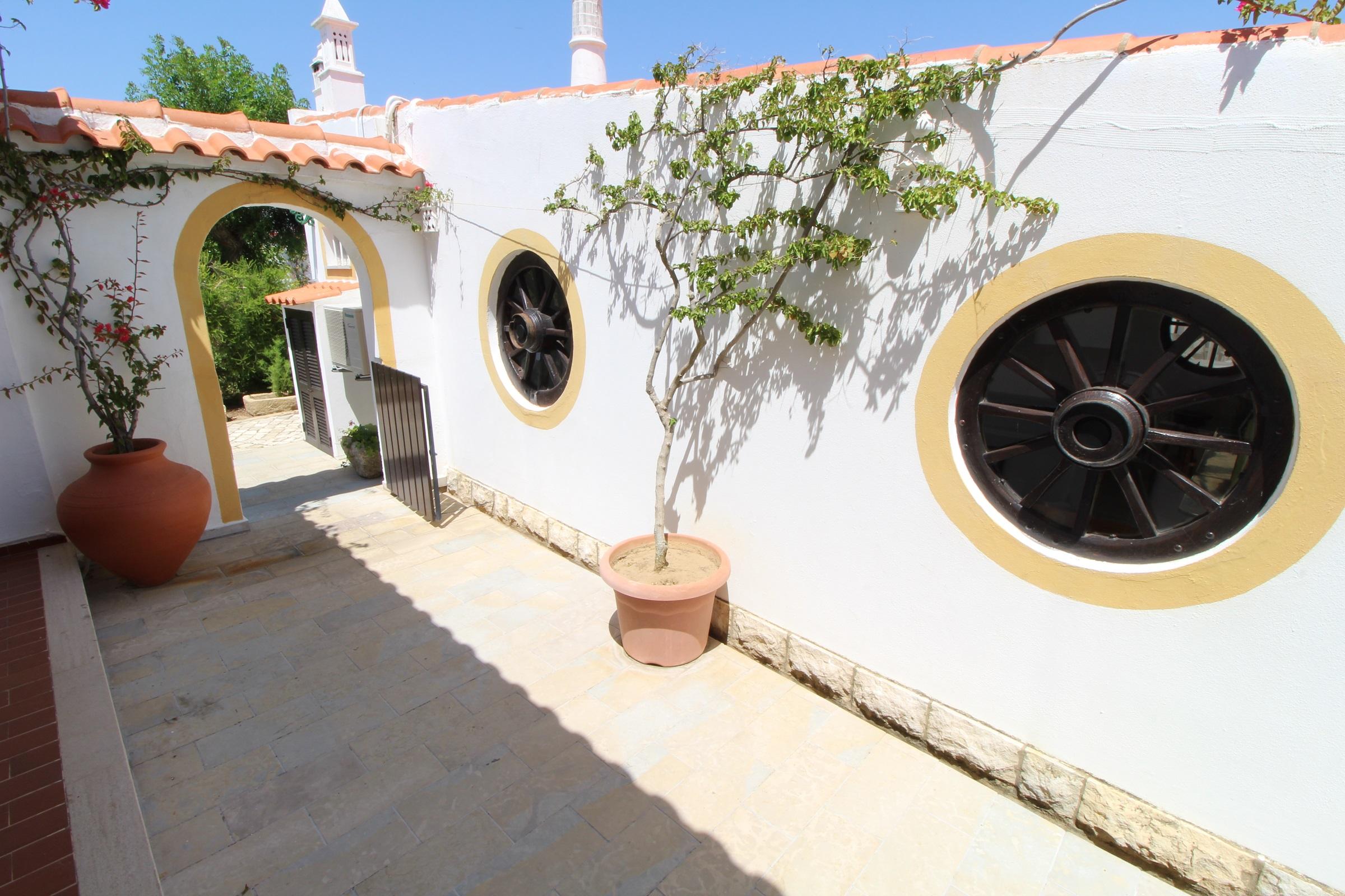 Apartahotel Muthu Balaia Sol